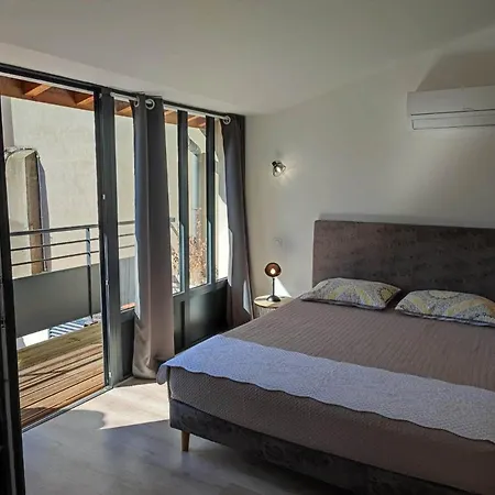 La Bastide De Gabin / Conciergeriedamecarcas Apartament