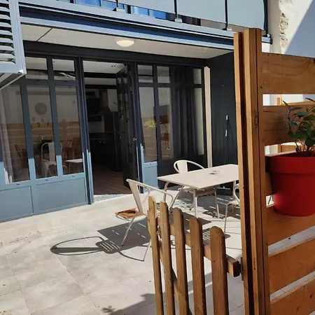 La Bastide De Gabin / Conciergeriedamecarcas *