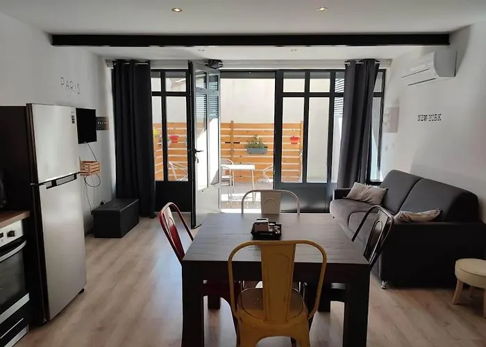 La Bastide De Gabin / Conciergeriedamecarcas Apartament