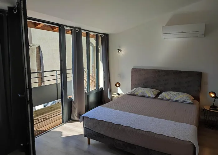 La Bastide De Gabin / Conciergeriedamecarcas Apartament