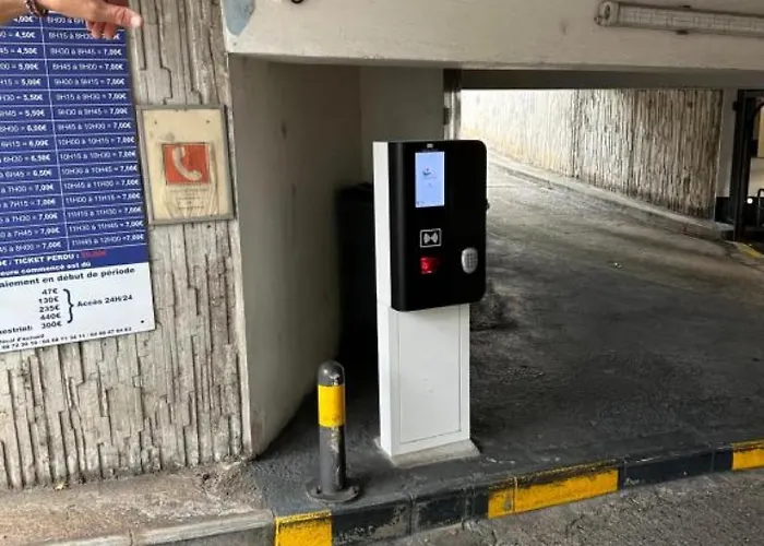 Apartament La Bastide De Gabin / Conciergeriedamecarcas